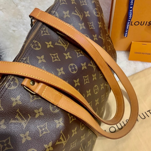 Authentic Louis Vuitton travel bag - Picture 2 of 5
